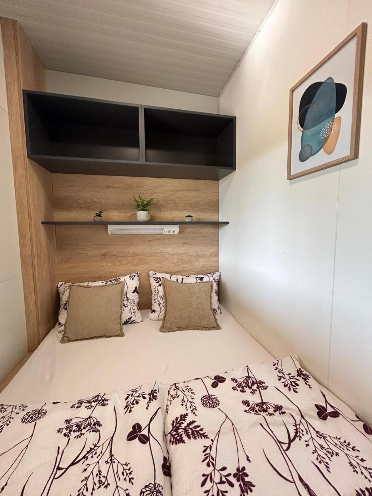Mobile Home Vilmaris Pakoštane 外观 照片