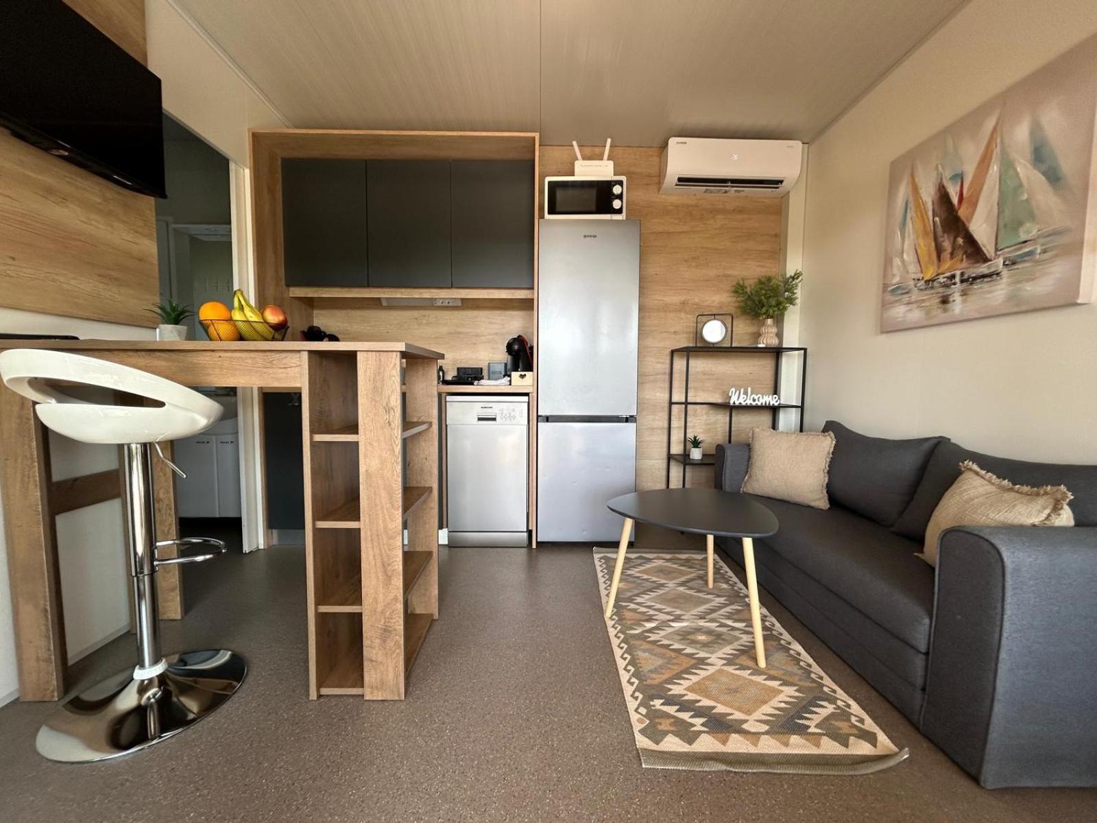 Mobile Home Vilmaris Pakoštane 外观 照片